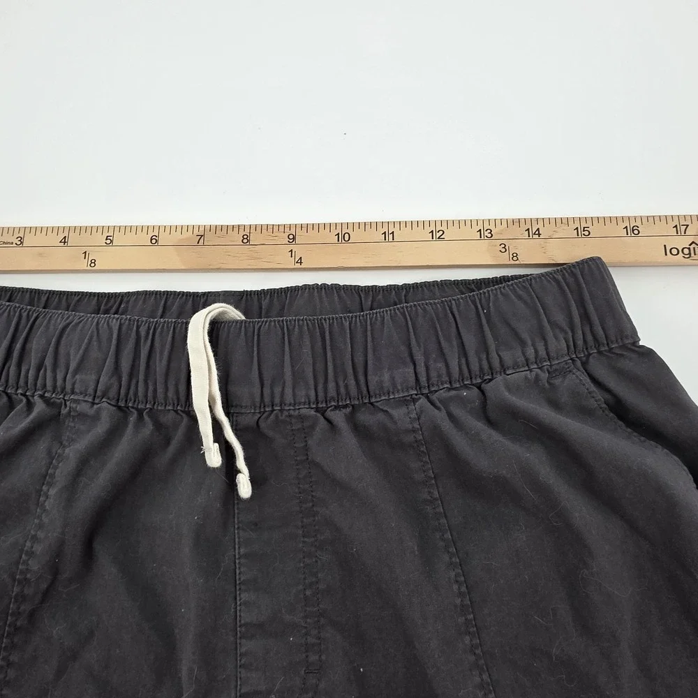 The North Face Mens Shorts Gray Medium Drawstring Elastic Waist Cotton Nylon